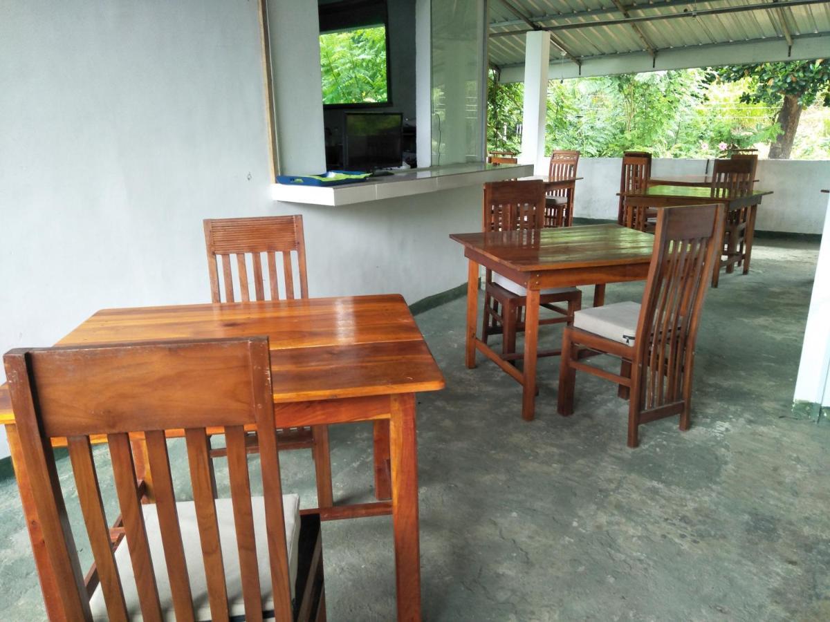 Green Cage Hotel & Restaurant Ella Bagian luar foto